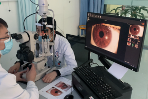 Kanghua Slit Lamp Installation
